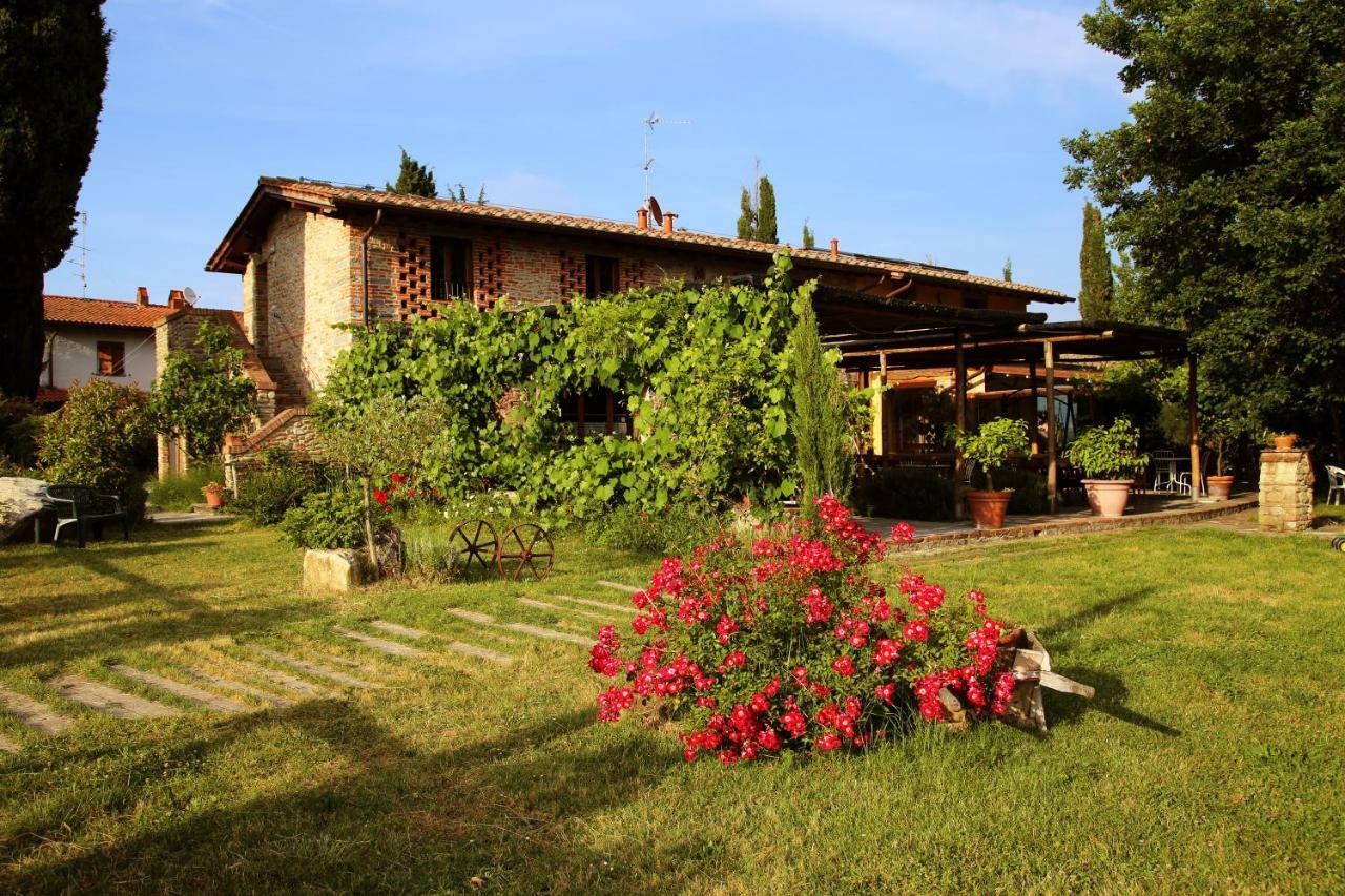 ヴィッキオ Agriturismo La Colombaiaヴィラ エクステリア 写真